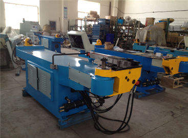CNC 50mm κάμπτοντας μηχανή σωλήνων μετάλλων για τα έπιπλα με τη σερβο μηχανή της Mitsubishi